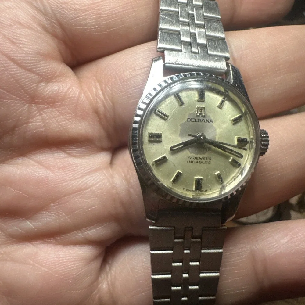 Delbana dial little